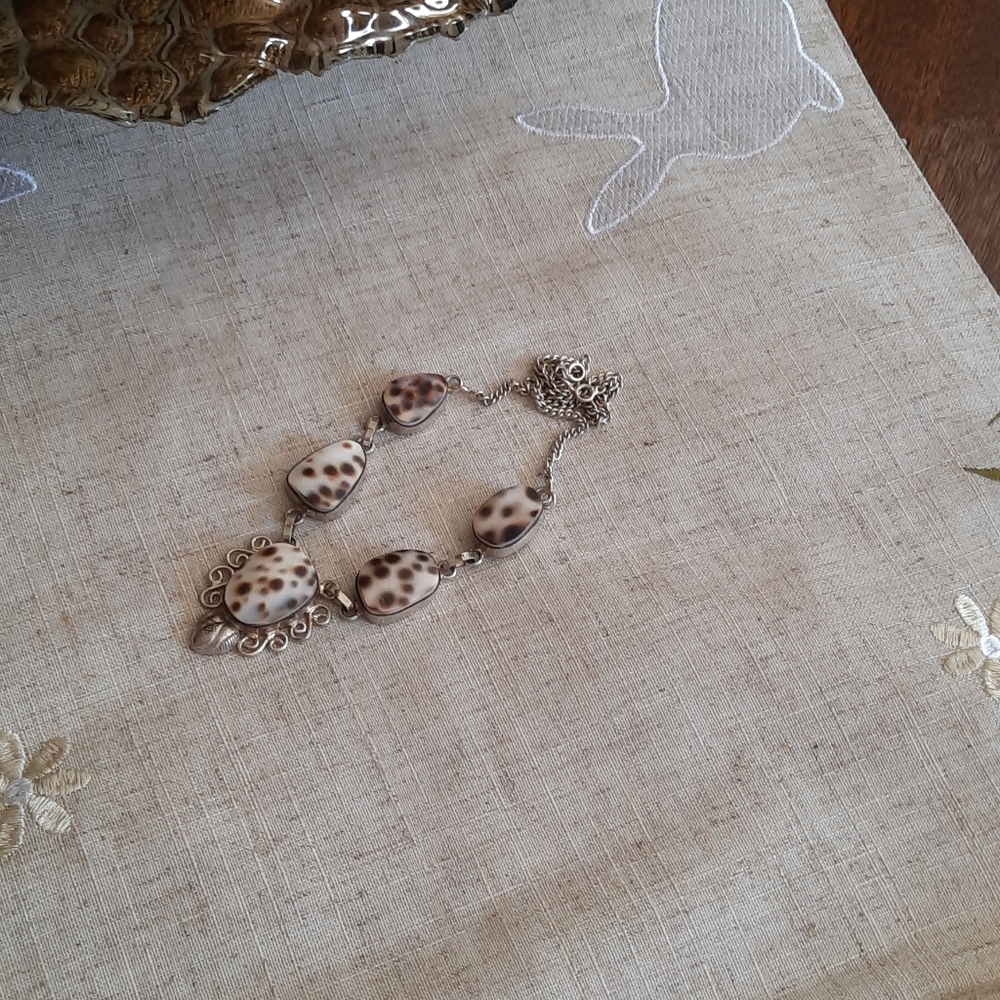 Necklace - Picture 2 of 2